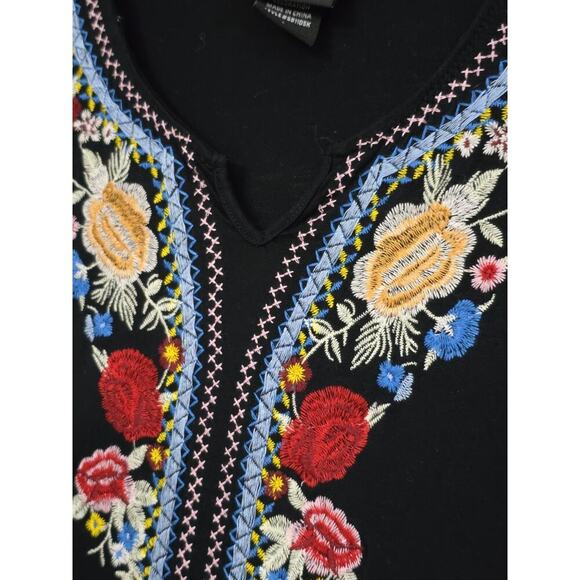 LIV Los Angeles Large Black Floral Embroidered Boho Casual Top Johnny Was - Picture 5 of 8